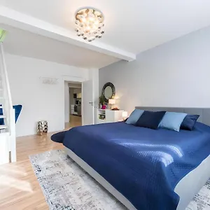 Promenade View Apartmán